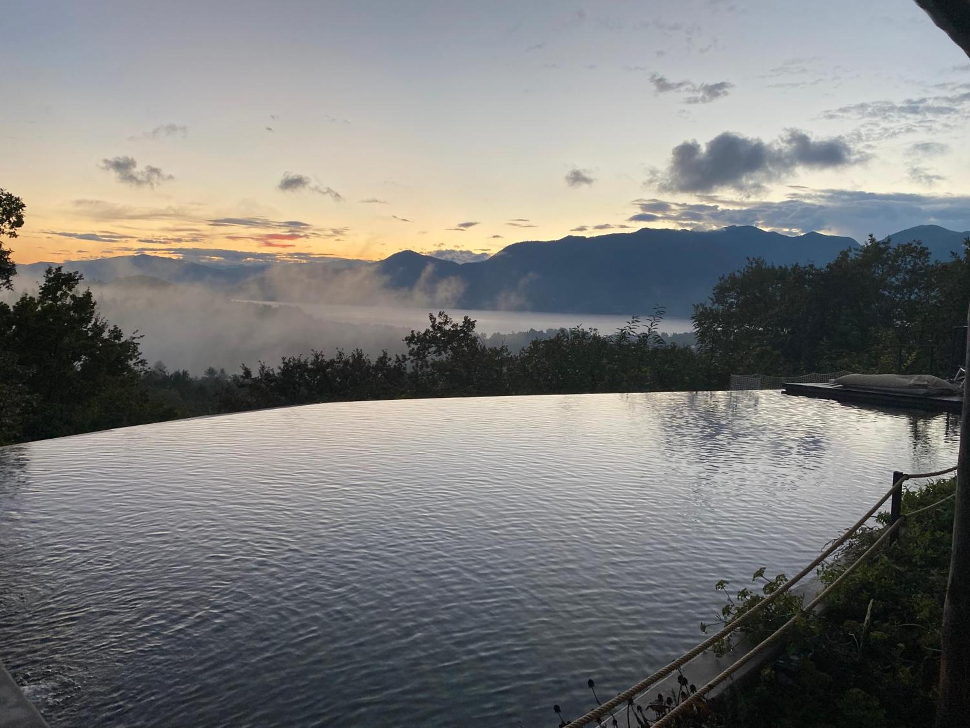 Agriturismo Voeuja Lago Maggiore Luino Exterior foto